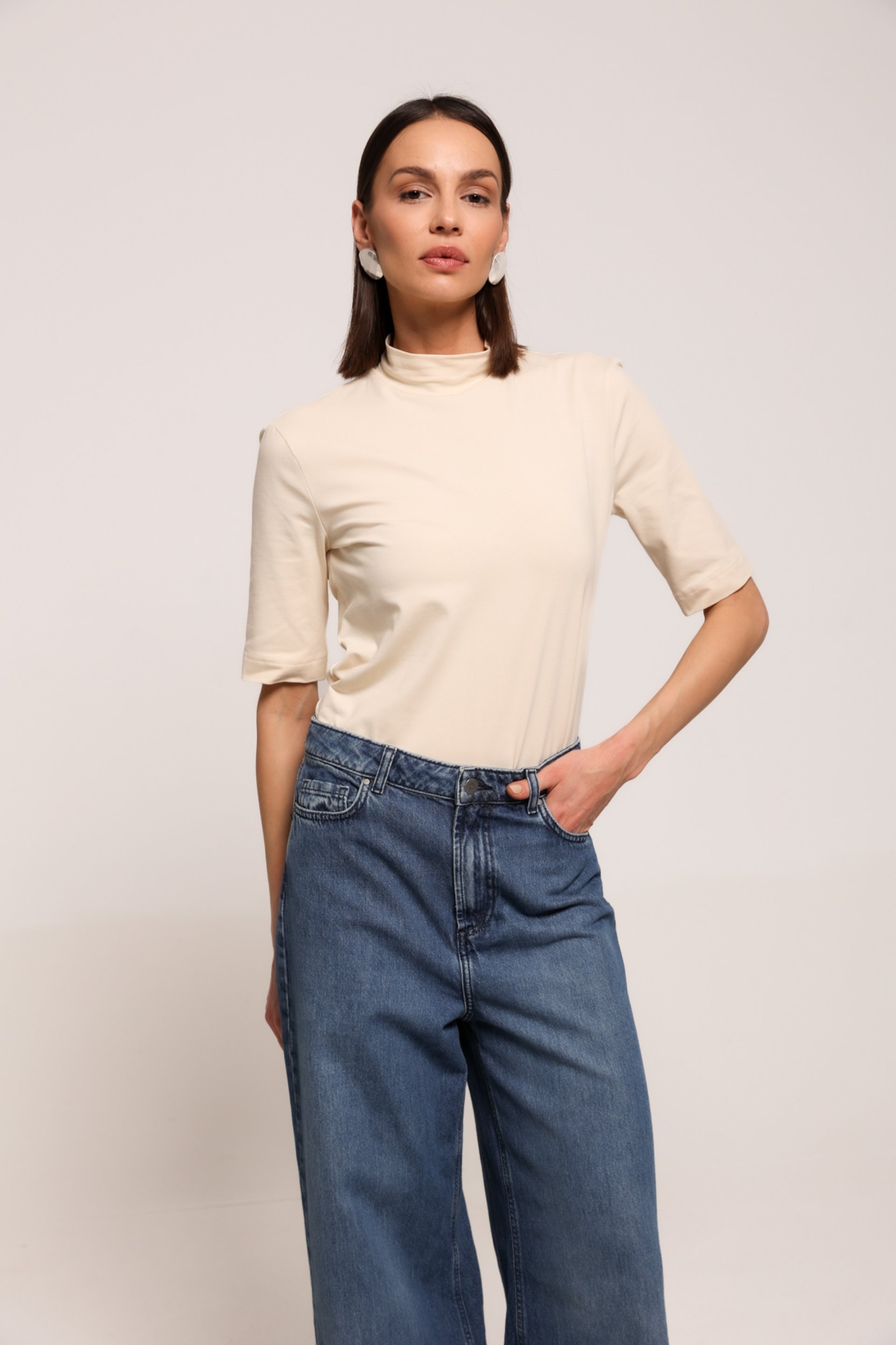 BEŽ ROLKA SA KRATKIM RUKAVIMA – PS Fashion, BEŽ ROLKA SA KRATKIM RUKAVIMA