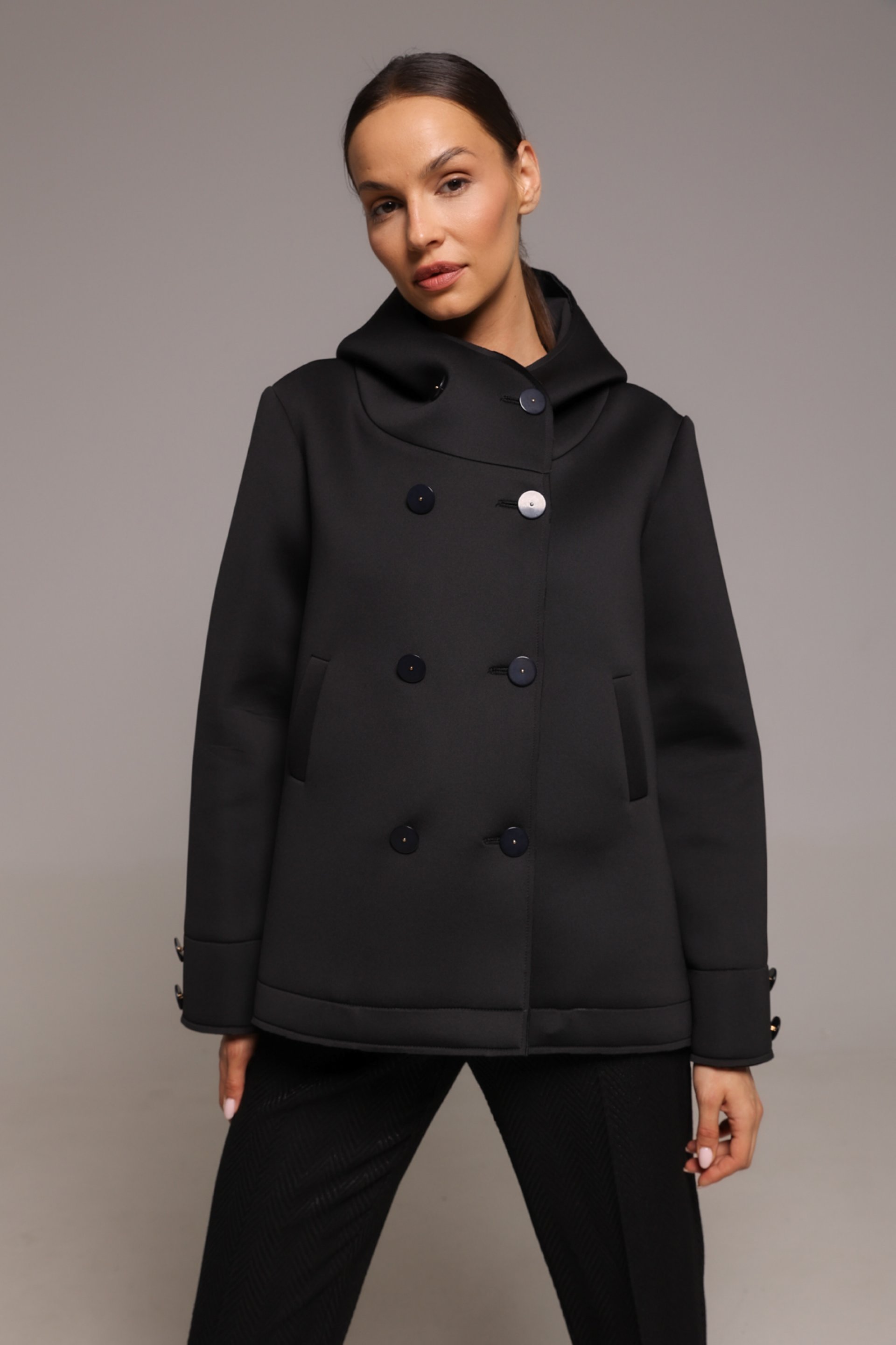 CRNA JAKNA SA KAPULJAČOM – PS Fashion, CRNA JAKNA SA KAPULJAČOM