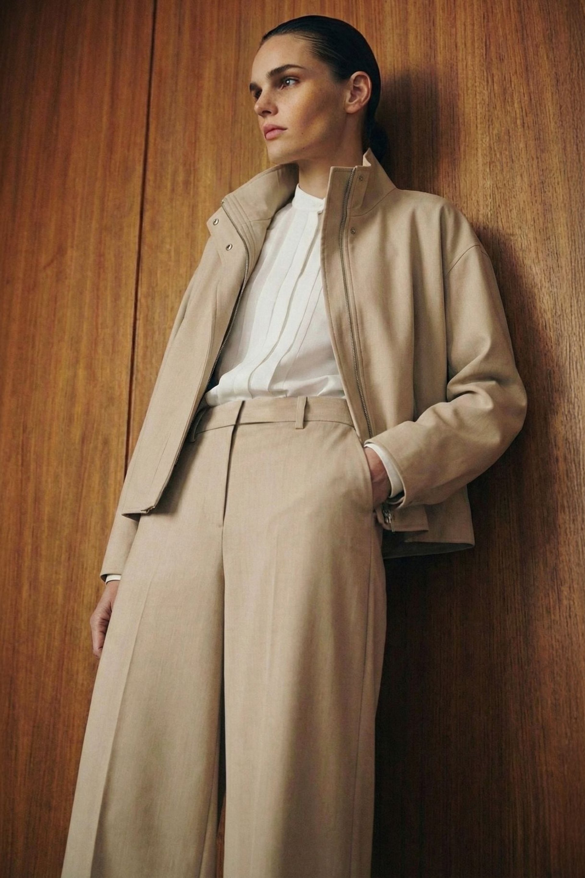 ELEGANTNA KRATKA JAKNA U BEŽ NIJANSI – PS Fashion, ELEGANTNA KRATKA JAKNA U BEŽ NIJANSI