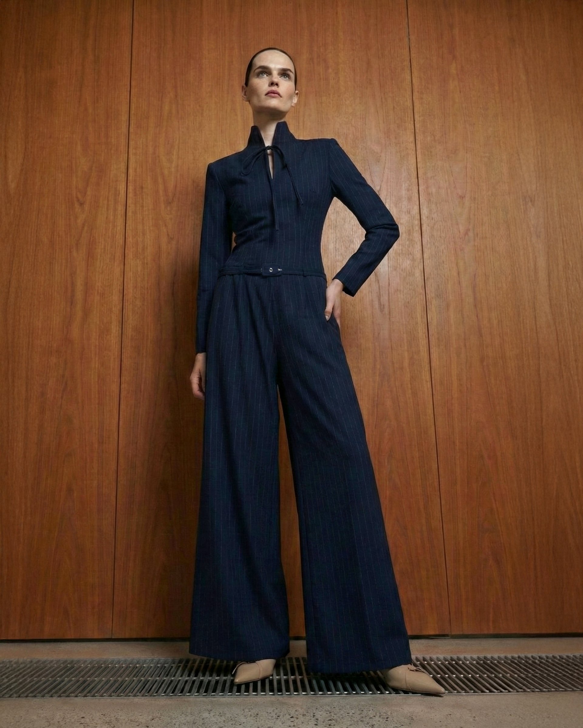 TEGET KOMBINEZON SA PRUGASTIM DEZENOM – PS Fashion, TEGET KOMBINEZON SA PRUGASTIM DEZENOM