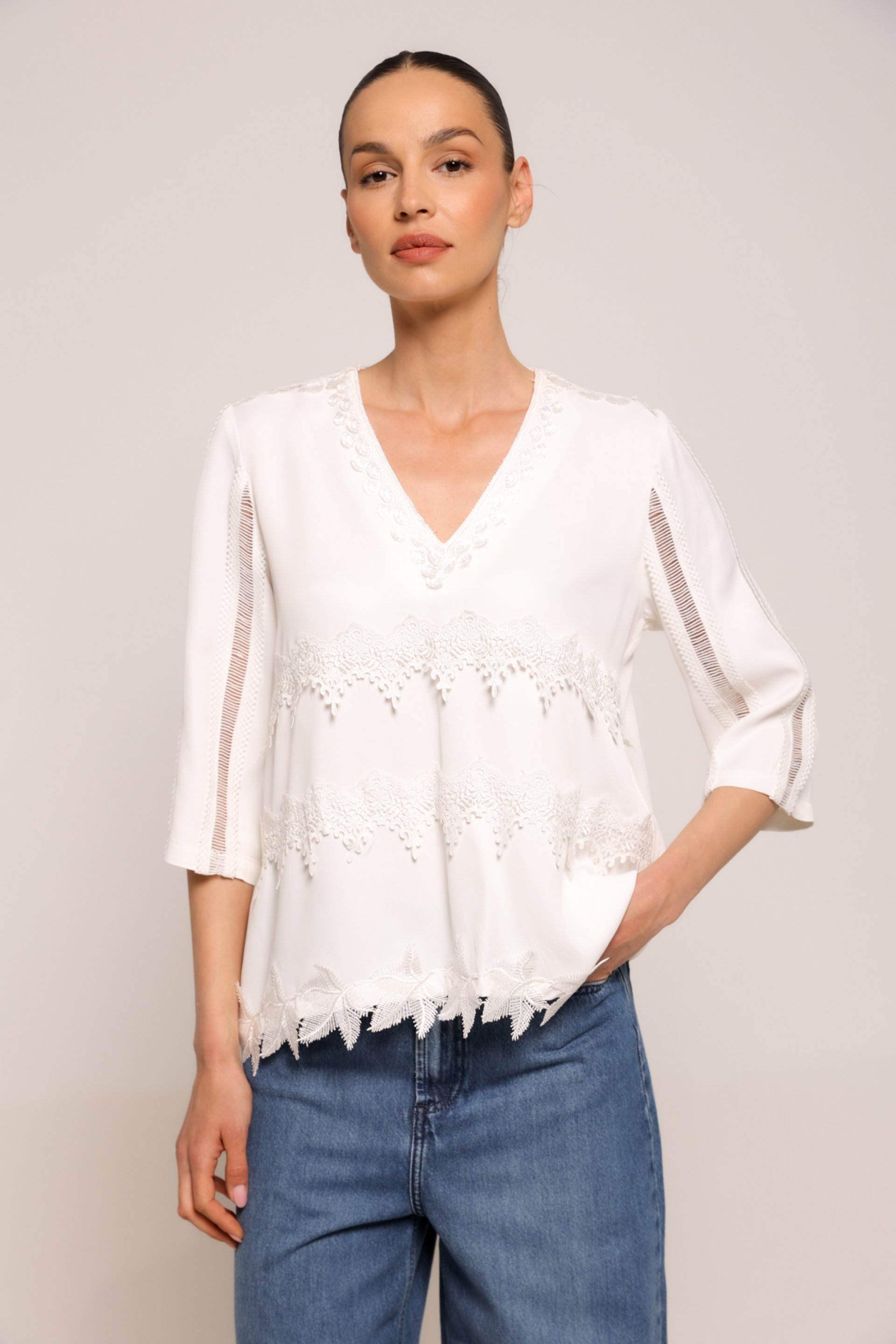 VISKOZNA TUNIKA SA ČIPKANIM DETALJIMA – PS Fashion, VISKOZNA TUNIKA SA ČIPKANIM DETALJIMA