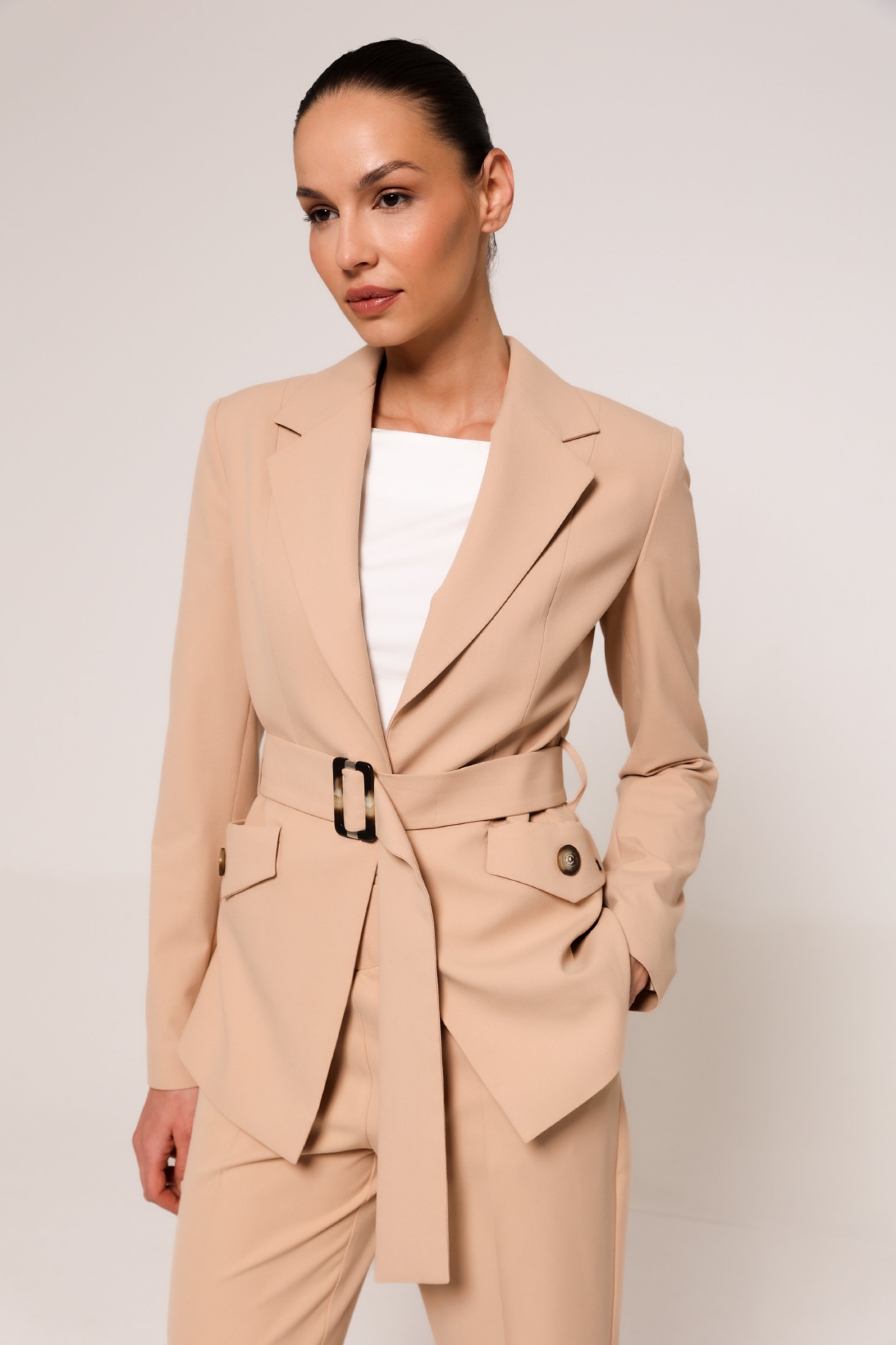 BEŽ BLEJZER SA POJASOM – PS Fashion, BEŽ BLEJZER SA POJASOM