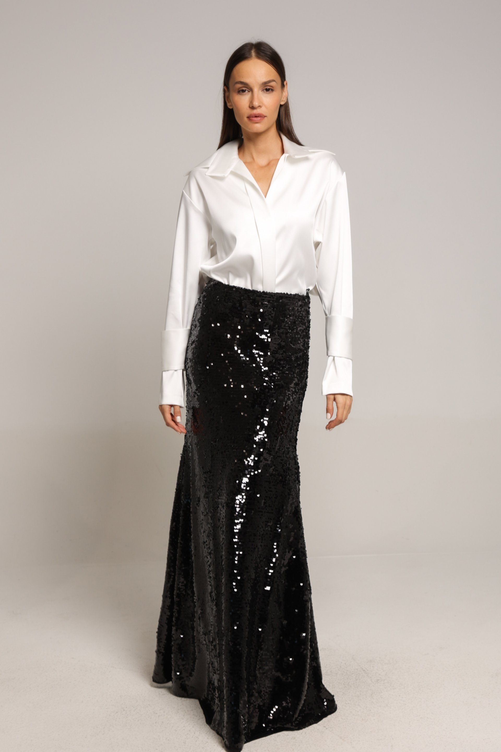 DUGA CRNA SUKNJA SA ŠLJOKICAMA – PS Fashion, DUGA CRNA SUKNJA SA ŠLJOKICAMA