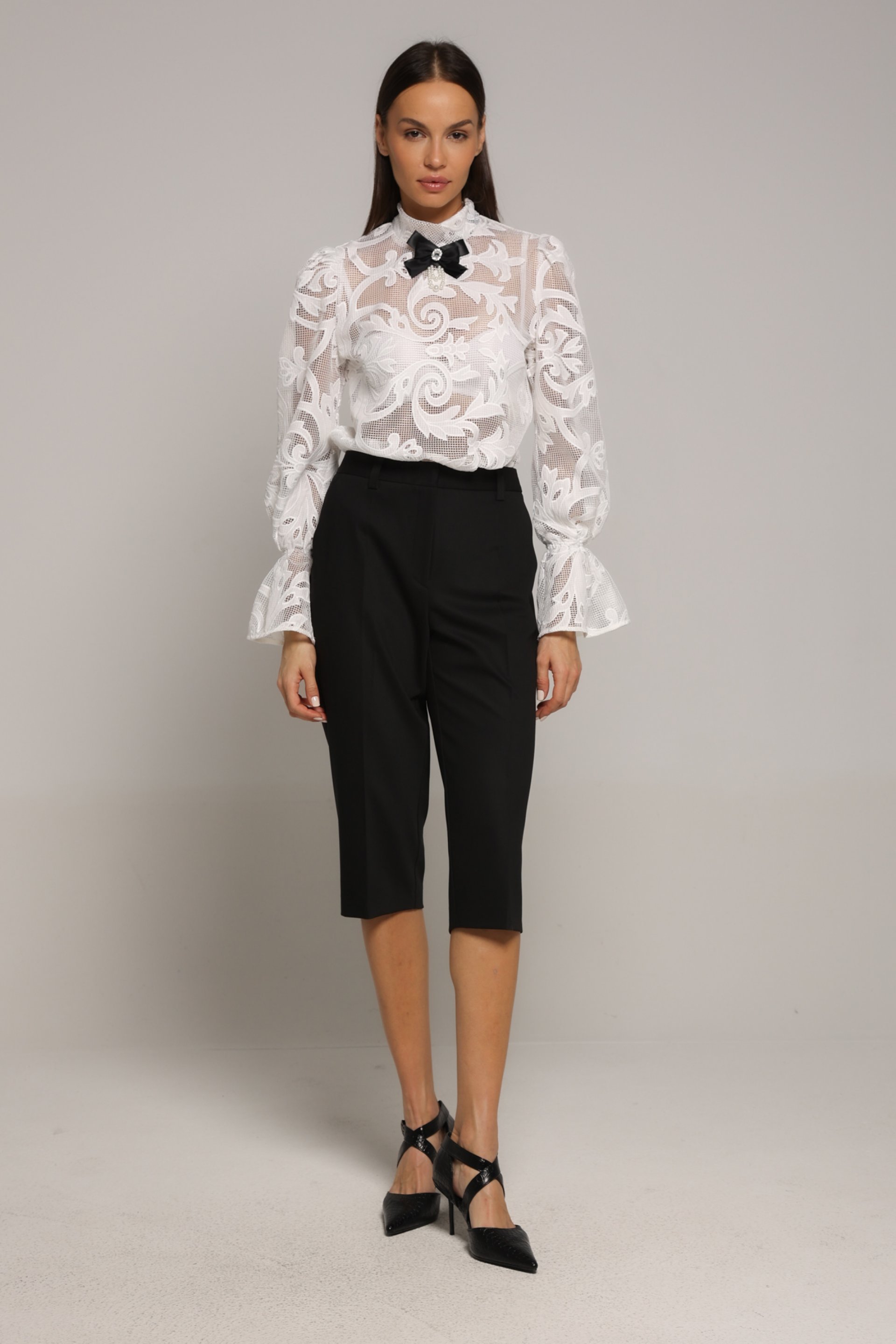 ELEGANTNE CRNE BERMUDE – PS Fashion, ELEGANTNE CRNE BERMUDE