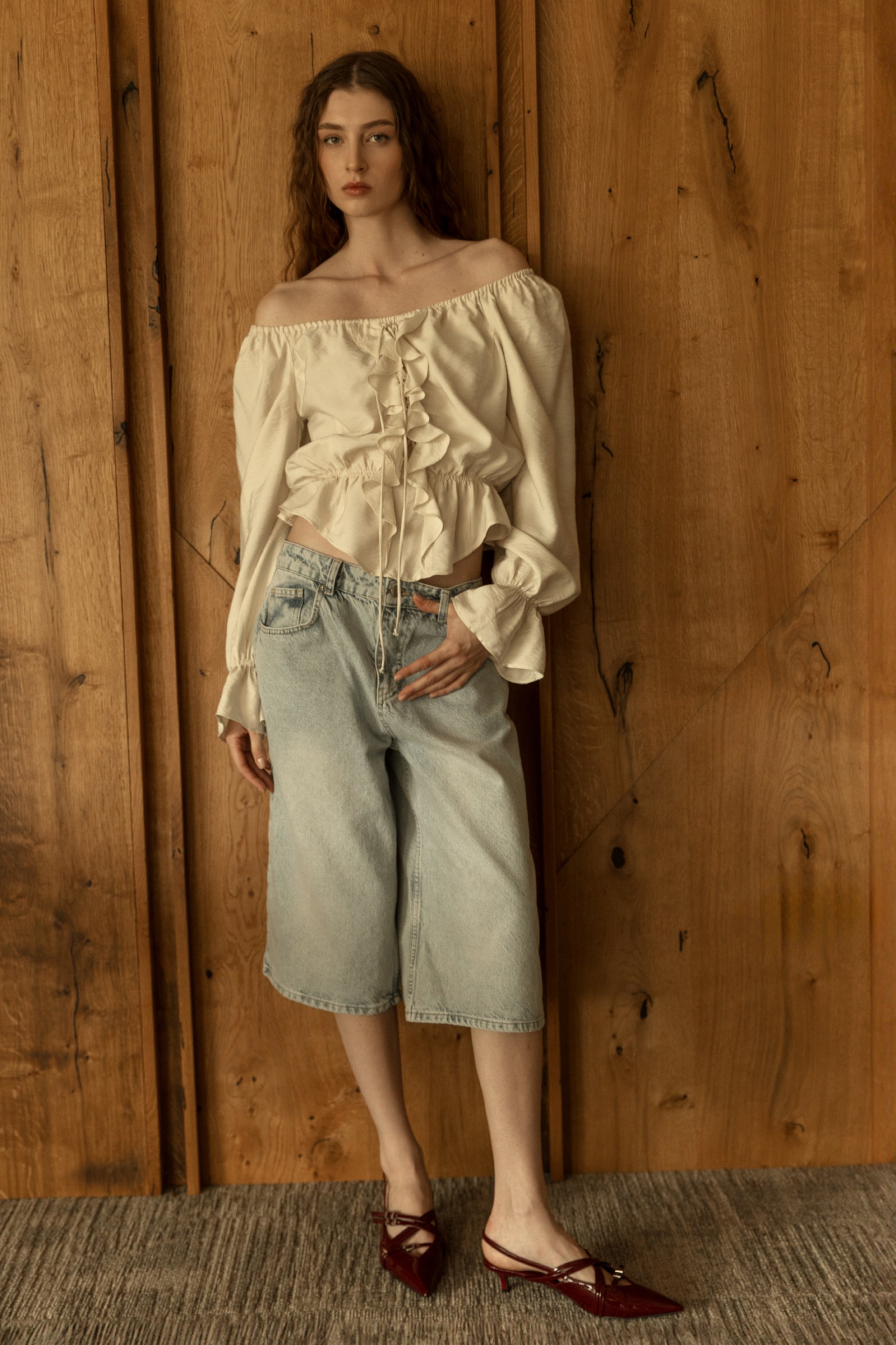 BLUZA SA KARNERIMA I SPUŠTENIM RAMENIMA – PS Fashion, BLUZA SA KARNERIMA I SPUŠTENIM RAMENIMA