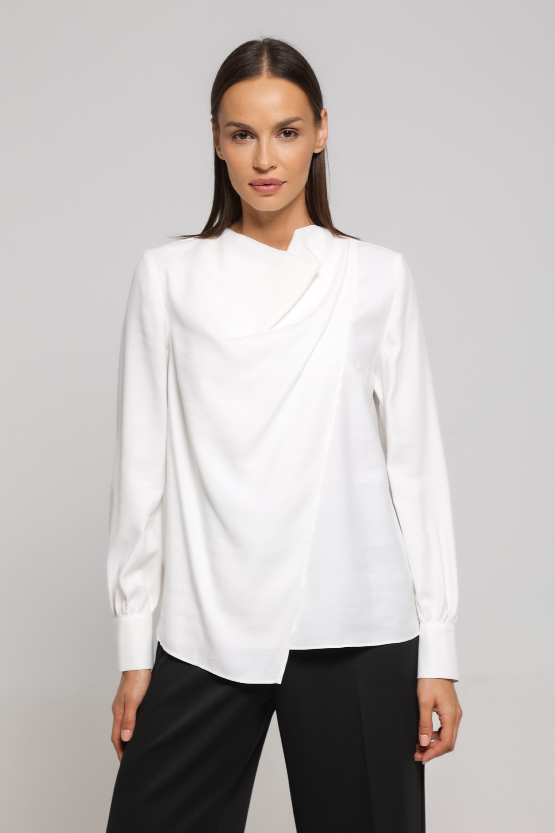 BELA BLUZA SA PREKLOPOM – PS Fashion, BELA BLUZA SA PREKLOPOM