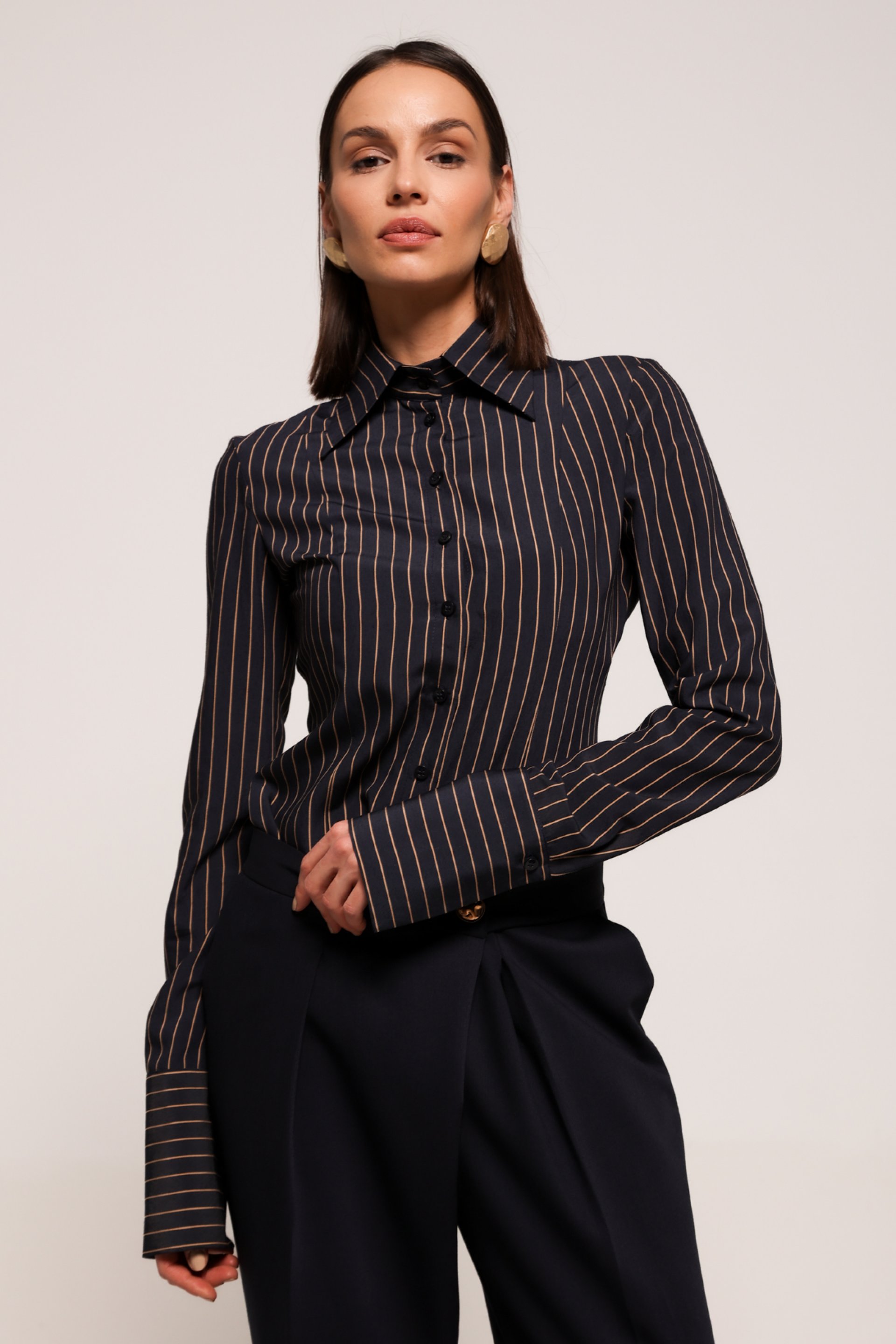 TEGET BLUZA SA PRUGASTIM DEZENOM – PS Fashion, TEGET BLUZA SA PRUGASTIM DEZENOM