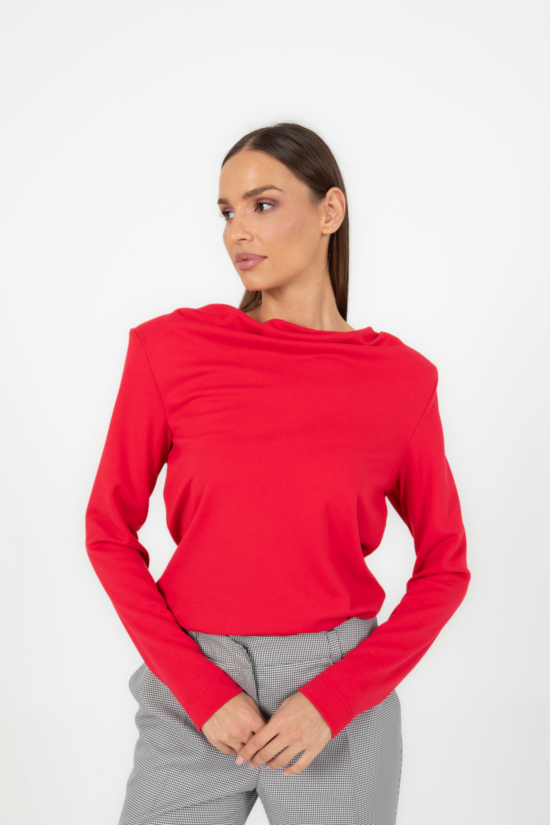 MAJICA SA NAGLAŠENIM RAMENIMA – PS Fashion, MAJICA SA NAGLAŠENIM RAMENIMA