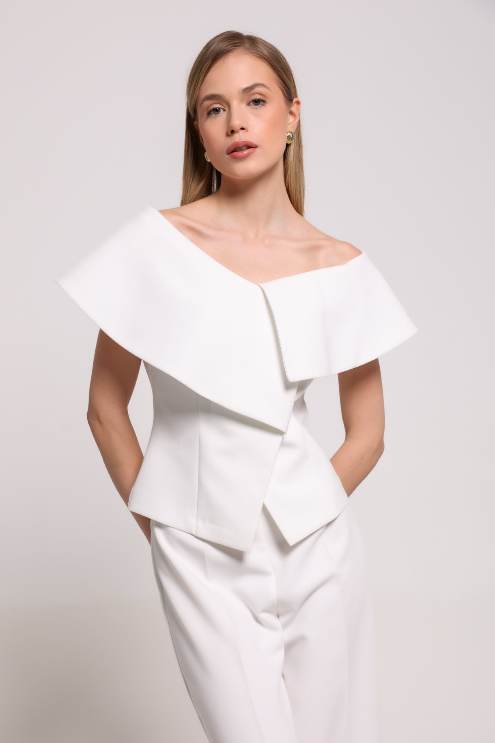 BLUZA SA SPUŠTENIM RAMENIMA – PS Fashion, BLUZA SA SPUŠTENIM RAMENIMA