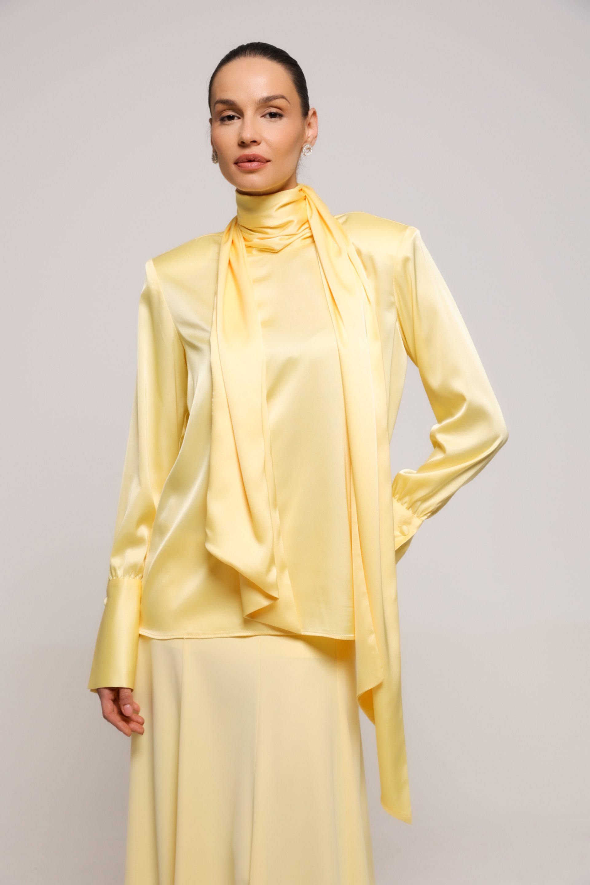 ŽUTA SATENSKA BLUZA – PS Fashion, ŽUTA SATENSKA BLUZA