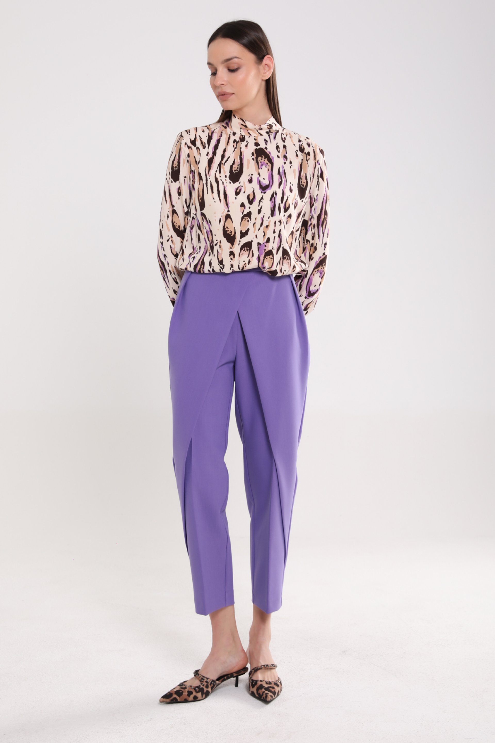 PANTALONE SA EFEKTOM PREKLOPA – PS Fashion, PANTALONE SA EFEKTOM PREKLOPA