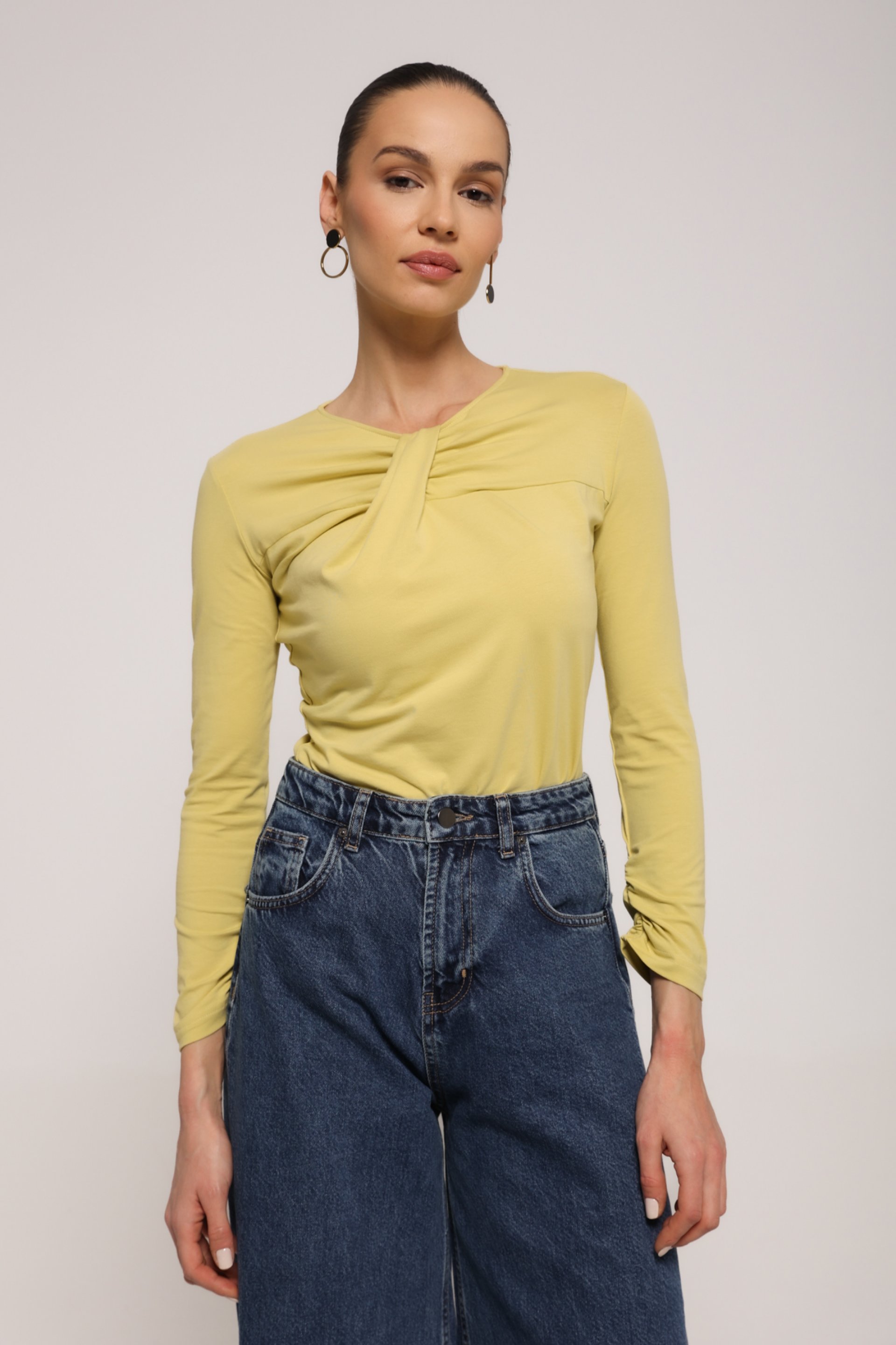 ŽUTA MAJICA SA DRAPIRANIM IZREZOM – PS Fashion, ŽUTA MAJICA SA DRAPIRANIM IZREZOM