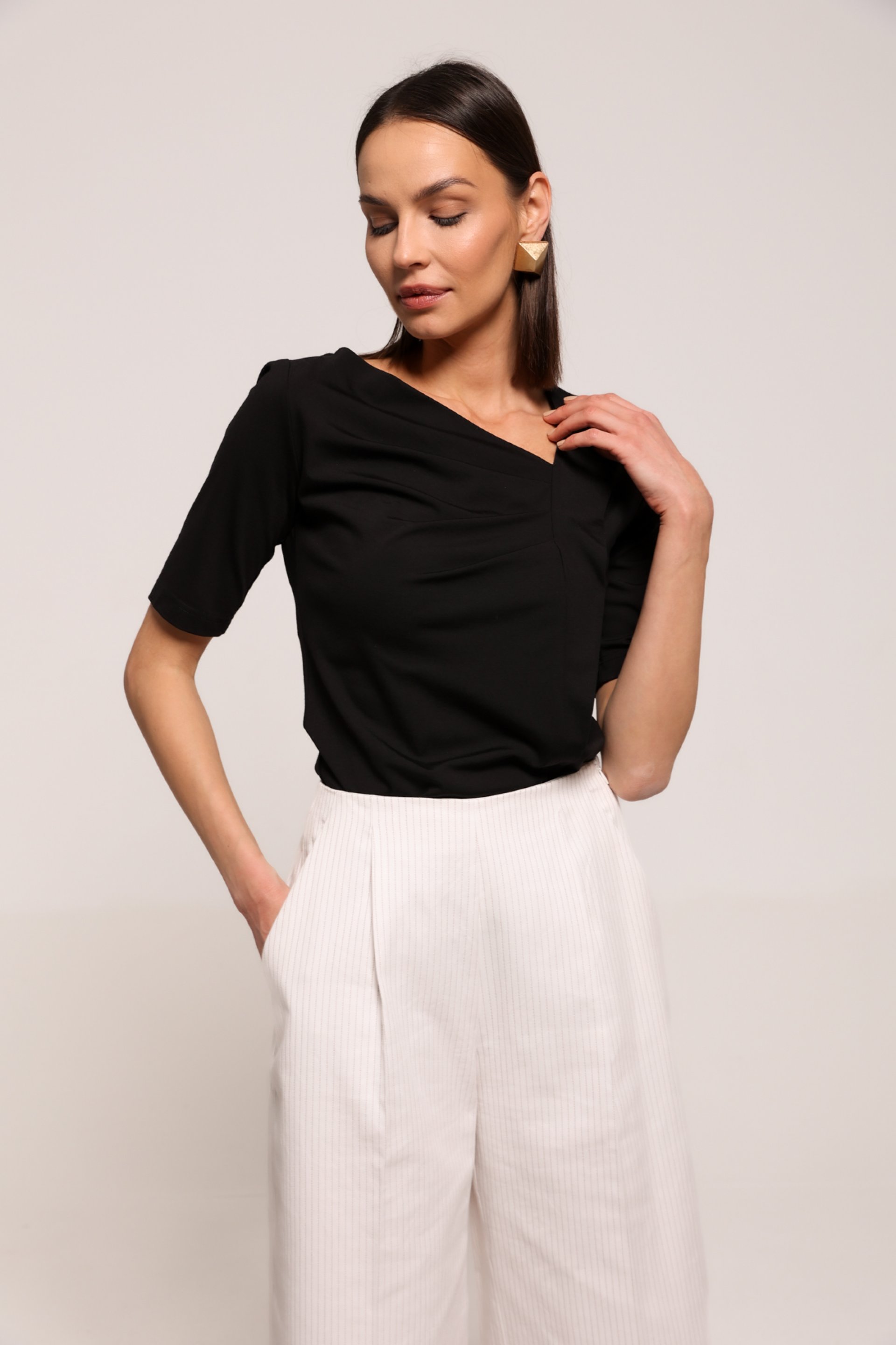 MAJICA SA ASIMETRIČNIM DETALJEM – PS Fashion, MAJICA SA ASIMETRIČNIM DETALJEM