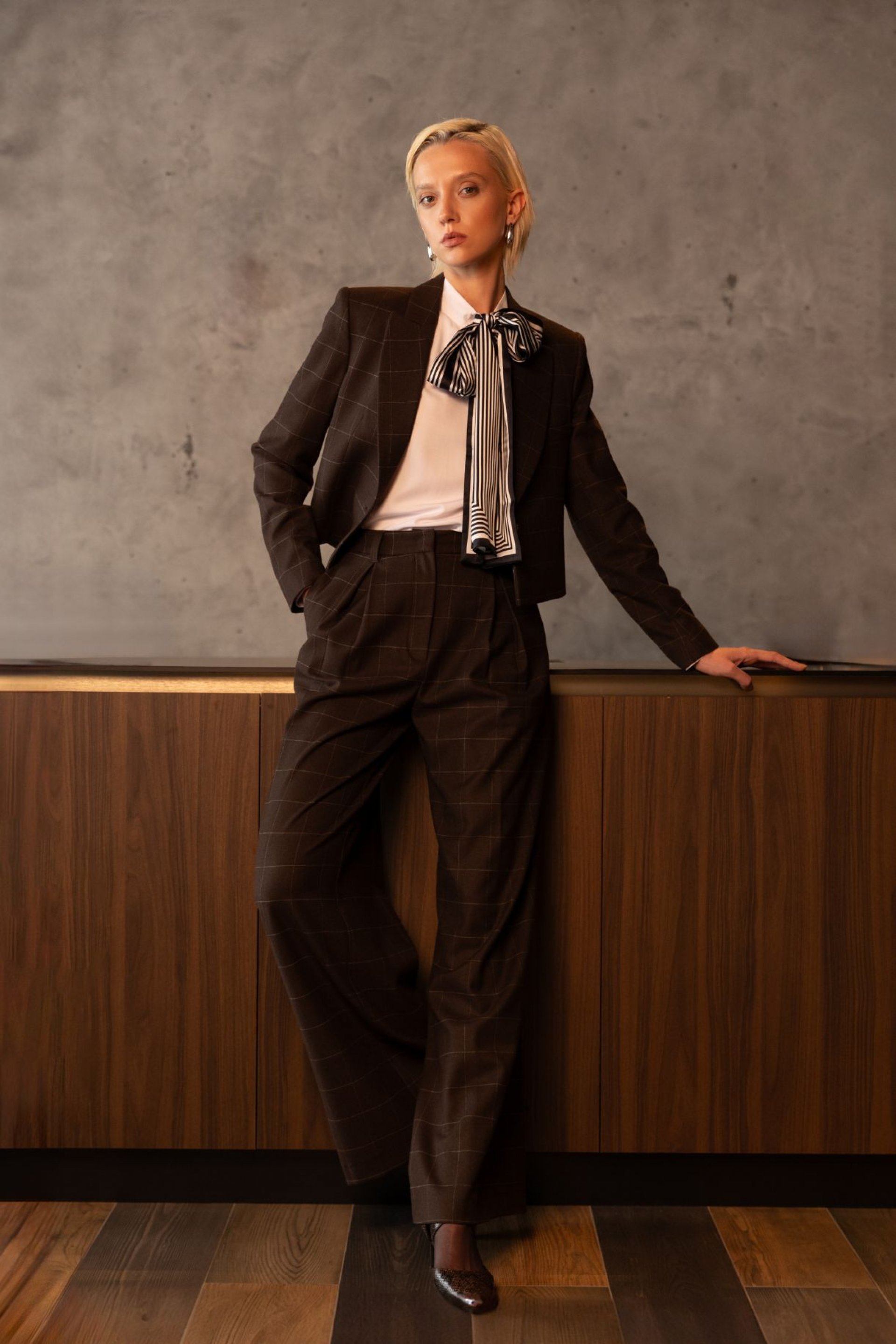 KARIRANE PANTALONE ŠIROKOG KROJA – PS Fashion, KARIRANE PANTALONE ŠIROKOG KROJA