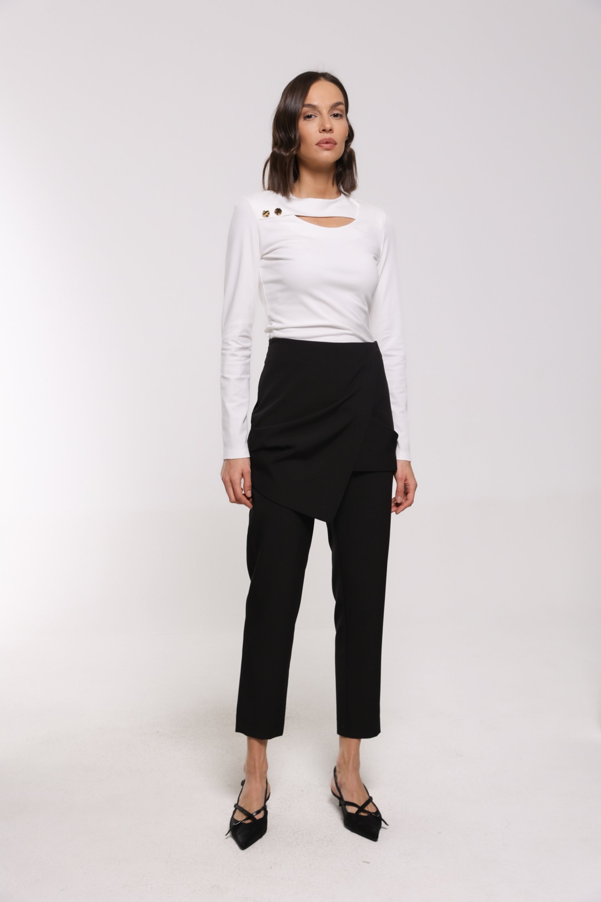 CRNE PANTALONE SA PREKLOPOM – PS Fashion, CRNE PANTALONE SA PREKLOPOM