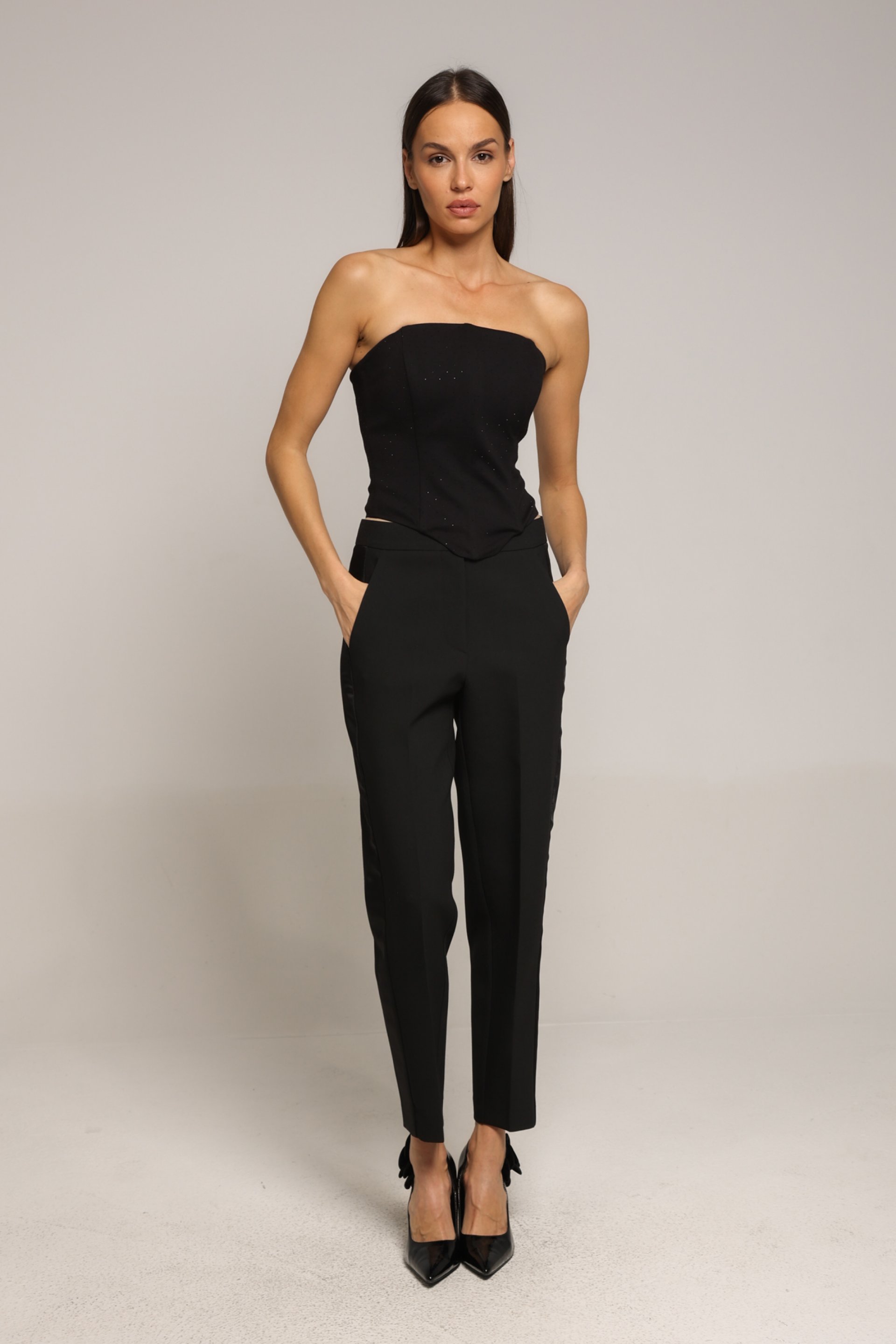 CRNE CIGARET PANTALONE SA SATENSKIM DETALJEM – PS Fashion, CRNE CIGARET PANTALONE SA SATENSKIM DETALJEM