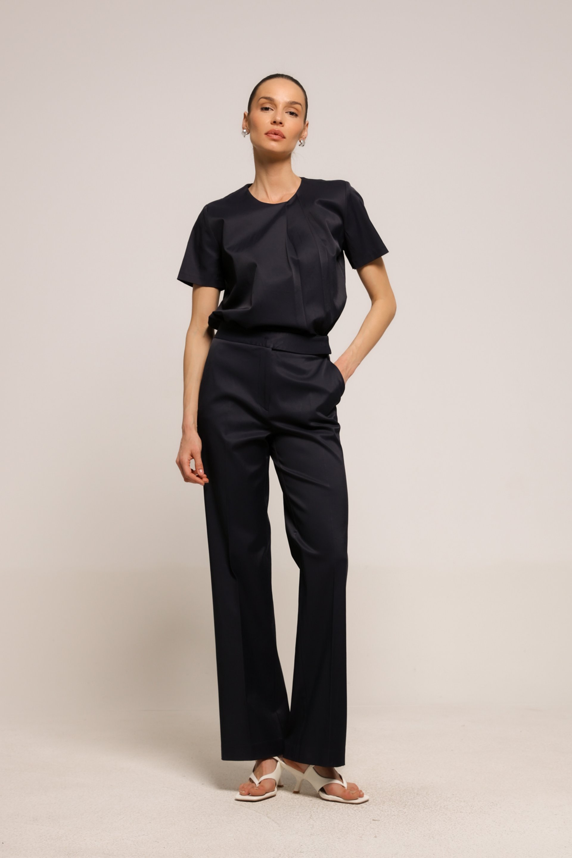 TEGET PANTALONE RAVNOG KROJA – PS Fashion, TEGET PANTALONE RAVNOG KROJA